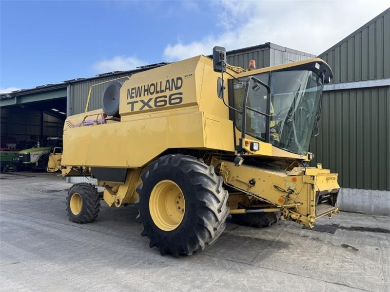 New Holland TX66 Combine Harvester c/ - 곡물 헤더 : 사진 3 New Holland TX66 Combine Harvester c/ - 곡물 헤더 : 사진 3