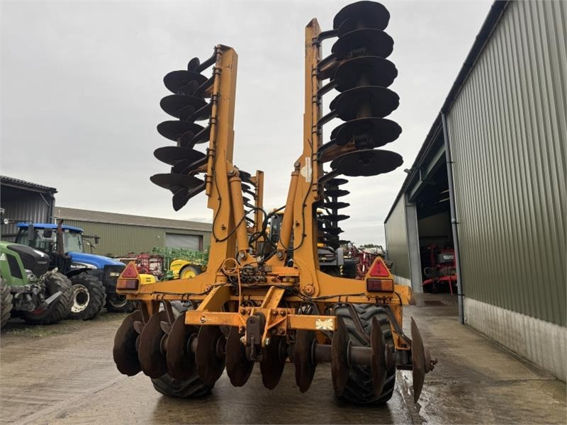 Simba 23c 5.5m Disc Cultivator - 쟁기 : 사진 3 Simba 23c 5.5m Disc Cultivator - 쟁기 : 사진 3