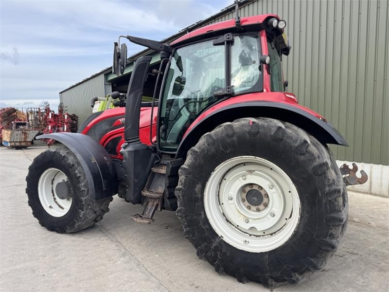 Valtra T174 Active  - 장궤형 트랙터 : 사진 2 Valtra T174 Active  - 장궤형 트랙터 : 사진 2