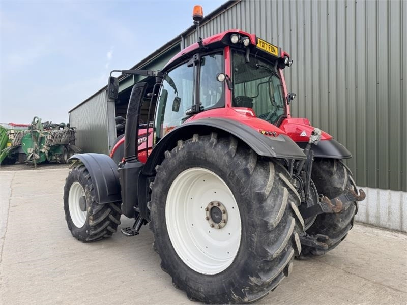 Valtra T194 Versu **55k Transmission** - 장궤형 트랙터 : 사진 2 Valtra T194 Versu **55k Transmission** - 장궤형 트랙터 : 사진 2