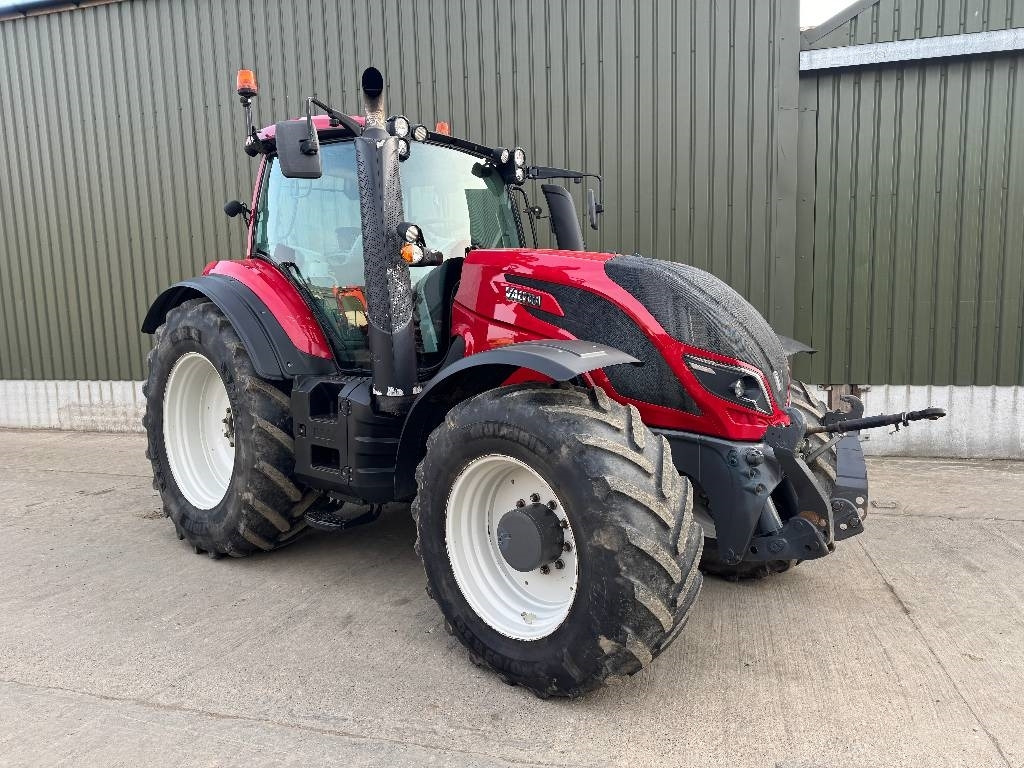 Valtra T194 Versu - 장궤형 트랙터 : 사진 3 Valtra T194 Versu - 장궤형 트랙터 : 사진 3