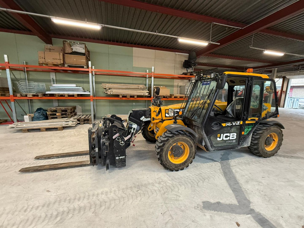 JCB 525-60T5 Hi-Viz - 망원형 휠 로더 : 사진 1 JCB 525-60T5 Hi-Viz - 망원형 휠 로더 : 사진 1