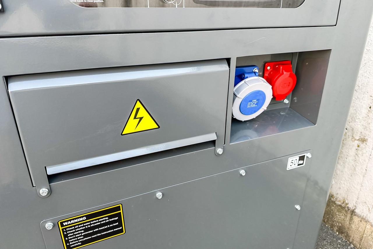 Vario Tech Dieselgenerator VT-GF2-30KW Super Silent + ATS - 발전기 세트 : 사진 5 Vario Tech Dieselgenerator VT-GF2-30KW Super Silent + ATS - 발전기 세트 : 사진 5