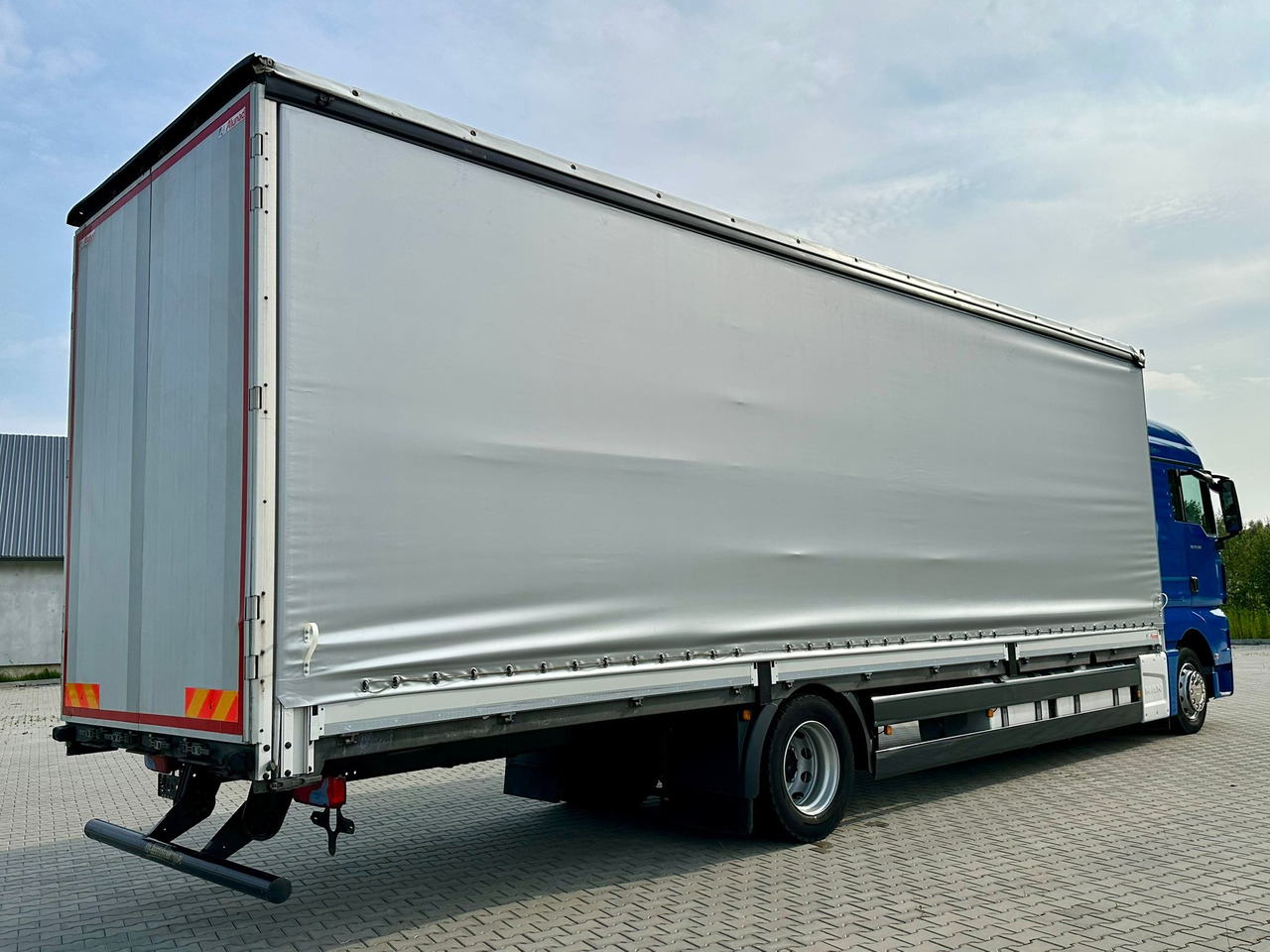 MAN TGX 18.360 / BURTO - FIRANKA / 23 PALETY / SYPIALKA / AUTOMAT / 2021 ROK / SPROWADZONY / SERWISOW - 커튼사이더 트럭 : 사진 3 MAN TGX 18.360 / BURTO - FIRANKA / 23 PALETY / SYPIALKA / AUTOMAT / 2021 ROK / SPROWADZONY / SERWISOW - 커튼사이더 트럭 : 사진 3