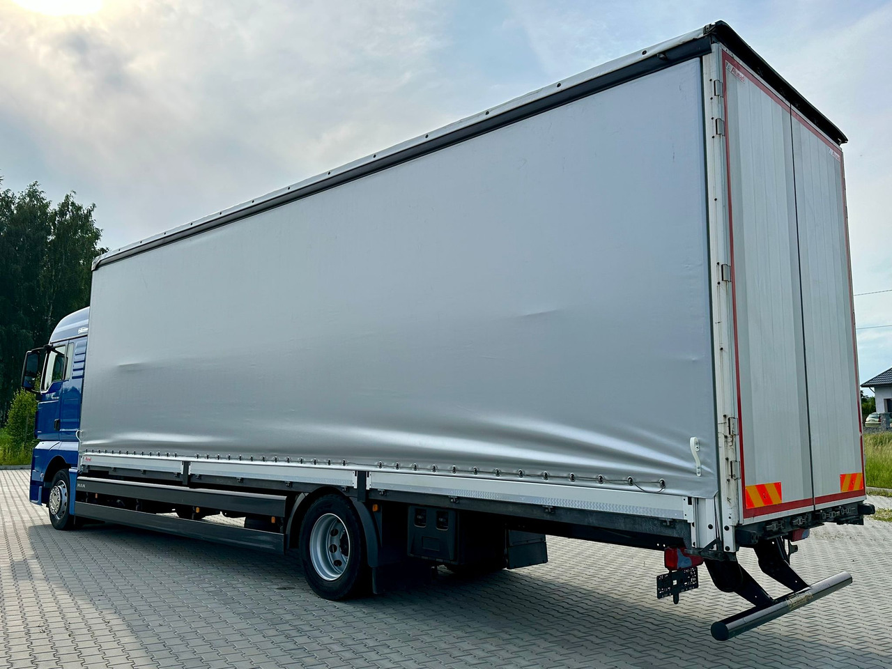 MAN TGX 18.360 / BURTO - FIRANKA / 23 PALETY / SYPIALKA / AUTOMAT / 2021 ROK / SPROWADZONY / SERWISOW - 커튼사이더 트럭 : 사진 4 MAN TGX 18.360 / BURTO - FIRANKA / 23 PALETY / SYPIALKA / AUTOMAT / 2021 ROK / SPROWADZONY / SERWISOW - 커튼사이더 트럭 : 사진 4