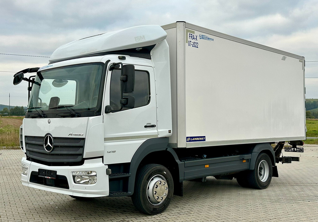 MERCEDES-BENZ ATEGO 1218 / CHŁODNIA / WINDA / 12 PALET / 5.10 M DŁUGOŚCI / AUTOMAT / LAMBERET / 5090 KG ŁADOWNOŚCI - 냉동탑차 : 사진 2 MERCEDES-BENZ ATEGO 1218 / CHŁODNIA / WINDA / 12 PALET / 5.10 M DŁUGOŚCI / AUTOMAT / LAMBERET / 5090 KG ŁADOWNOŚCI - 냉동탑차 : 사진 2