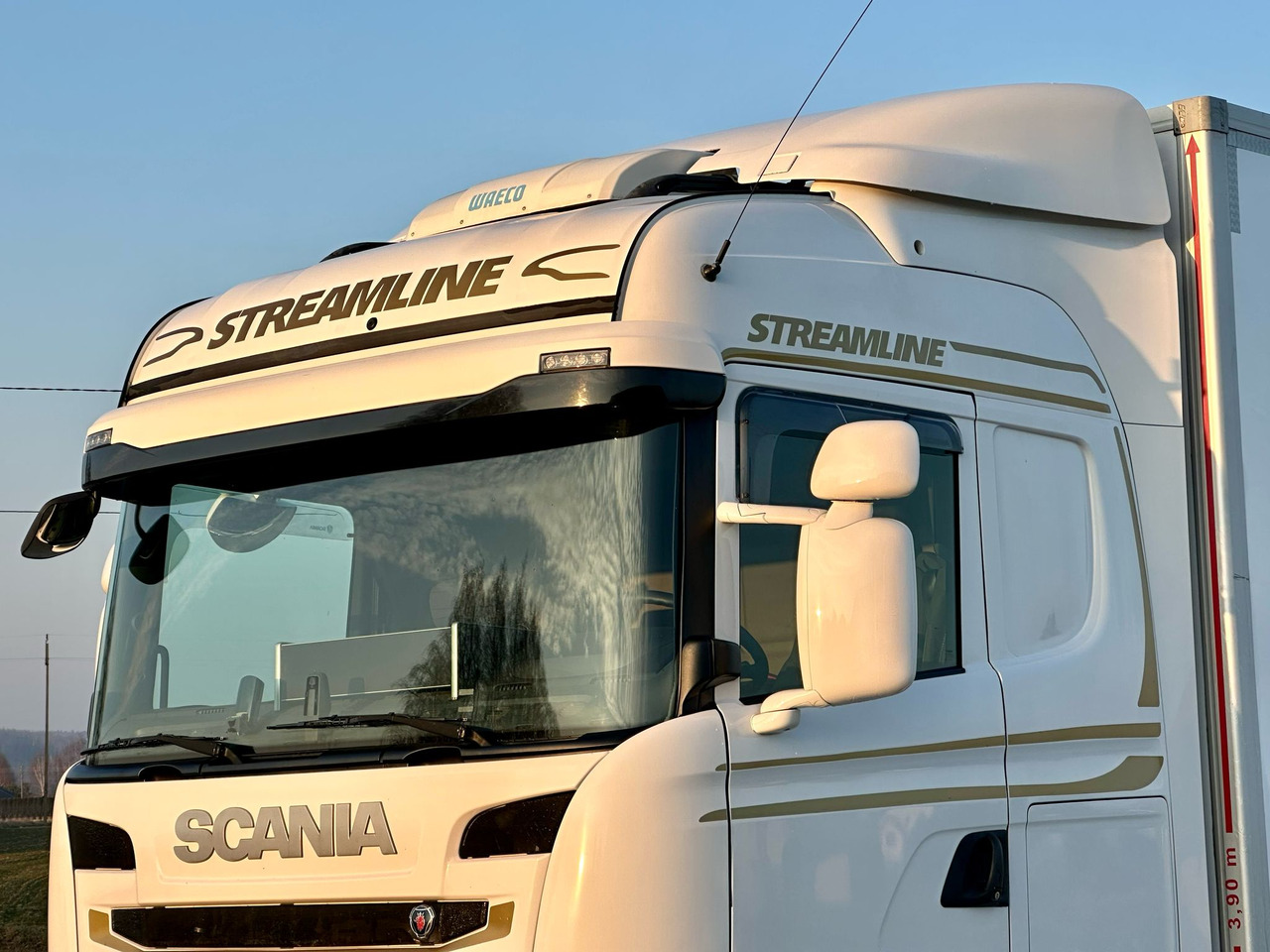 등온 트럭 SCANIA G360 / IZOTERMA / 6.8 M DŁUGOŚCI / AUTOMAT / CAŁA NA PODUSZKACH / KLIMA POSTOJOWA / ELEKTRYCZNA ROLETA TYŁ / SYPIALKA : 사진 13 등온 트럭 SCANIA G360 / IZOTERMA / 6.8 M DŁUGOŚCI / AUTOMAT / CAŁA NA PODUSZKACH / KLIMA POSTOJOWA / ELEKTRYCZNA ROLETA TYŁ / SYPIALKA : 사진 13