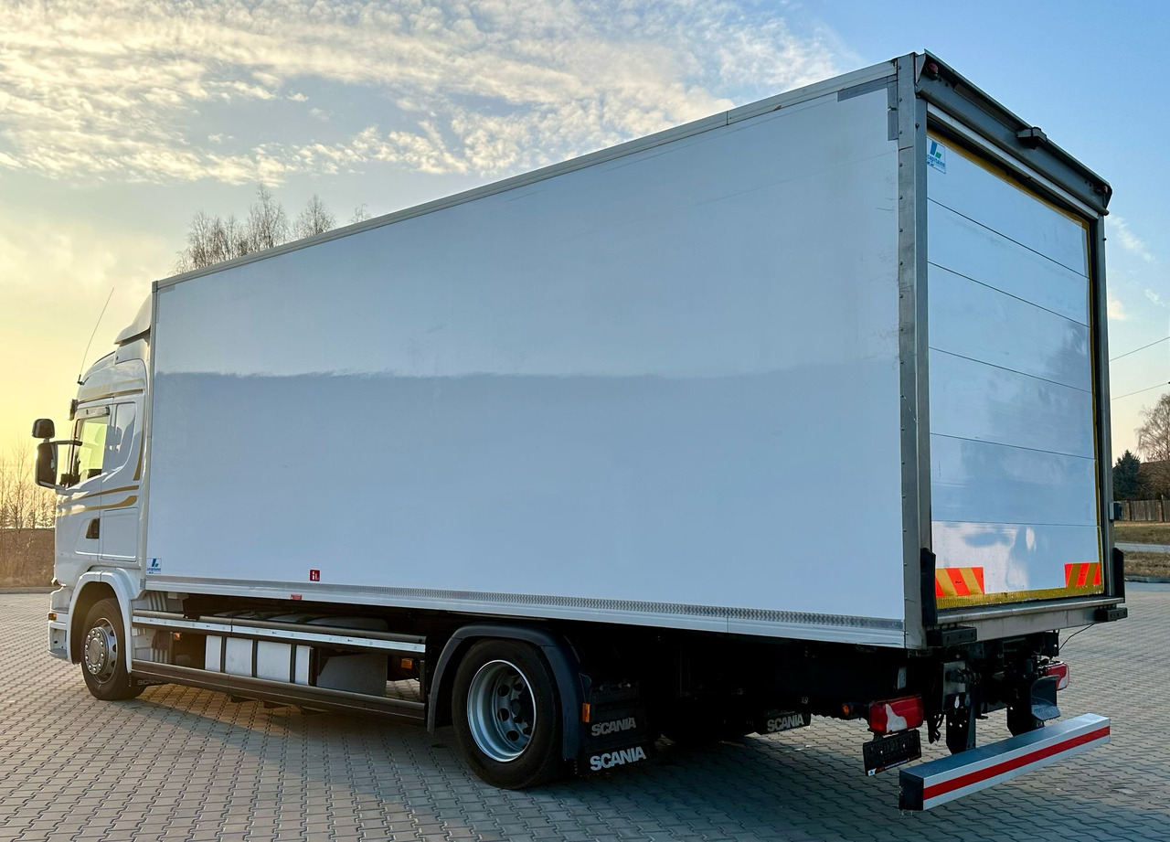 SCANIA G360 / IZOTERMA / 6.8 M DŁUGOŚCI / AUTOMAT / CAŁA NA PODUSZKACH / KLIMA POSTOJOWA / ELEKTRYCZNA ROLETA TYŁ / SYPIALKA - 등온 트럭 : 사진 5 SCANIA G360 / IZOTERMA / 6.8 M DŁUGOŚCI / AUTOMAT / CAŁA NA PODUSZKACH / KLIMA POSTOJOWA / ELEKTRYCZNA ROLETA TYŁ / SYPIALKA - 등온 트럭 : 사진 5