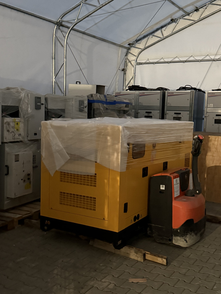 IVECO 80 kVA / 65 kW - 발전기 세트 : 사진 5 IVECO 80 kVA / 65 kW - 발전기 세트 : 사진 5