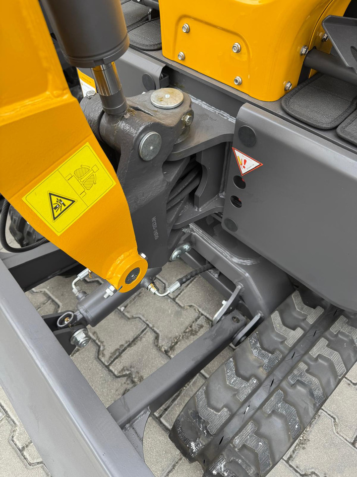Müller Machinery Diesel Mini excavator 1.2 Tons - Müller Machinery MB 12 - SH - 미니 굴삭기 : 사진 4 Müller Machinery Diesel Mini excavator 1.2 Tons - Müller Machinery MB 12 - SH - 미니 굴삭기 : 사진 4
