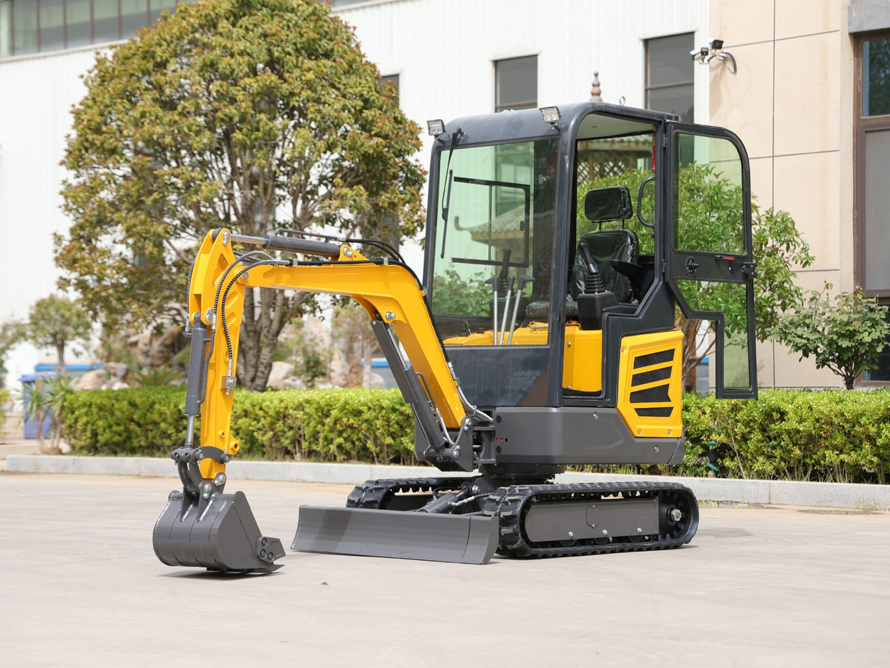 Müller Machinery Diesel Mini excavator 1.8 Ton - Müller Machinery MB 18 - KSH Laidong KB385B Motor - 미니 굴삭기 : 사진 1 Müller Machinery Diesel Mini excavator 1.8 Ton - Müller Machinery MB 18 - KSH Laidong KB385B Motor - 미니 굴삭기 : 사진 1