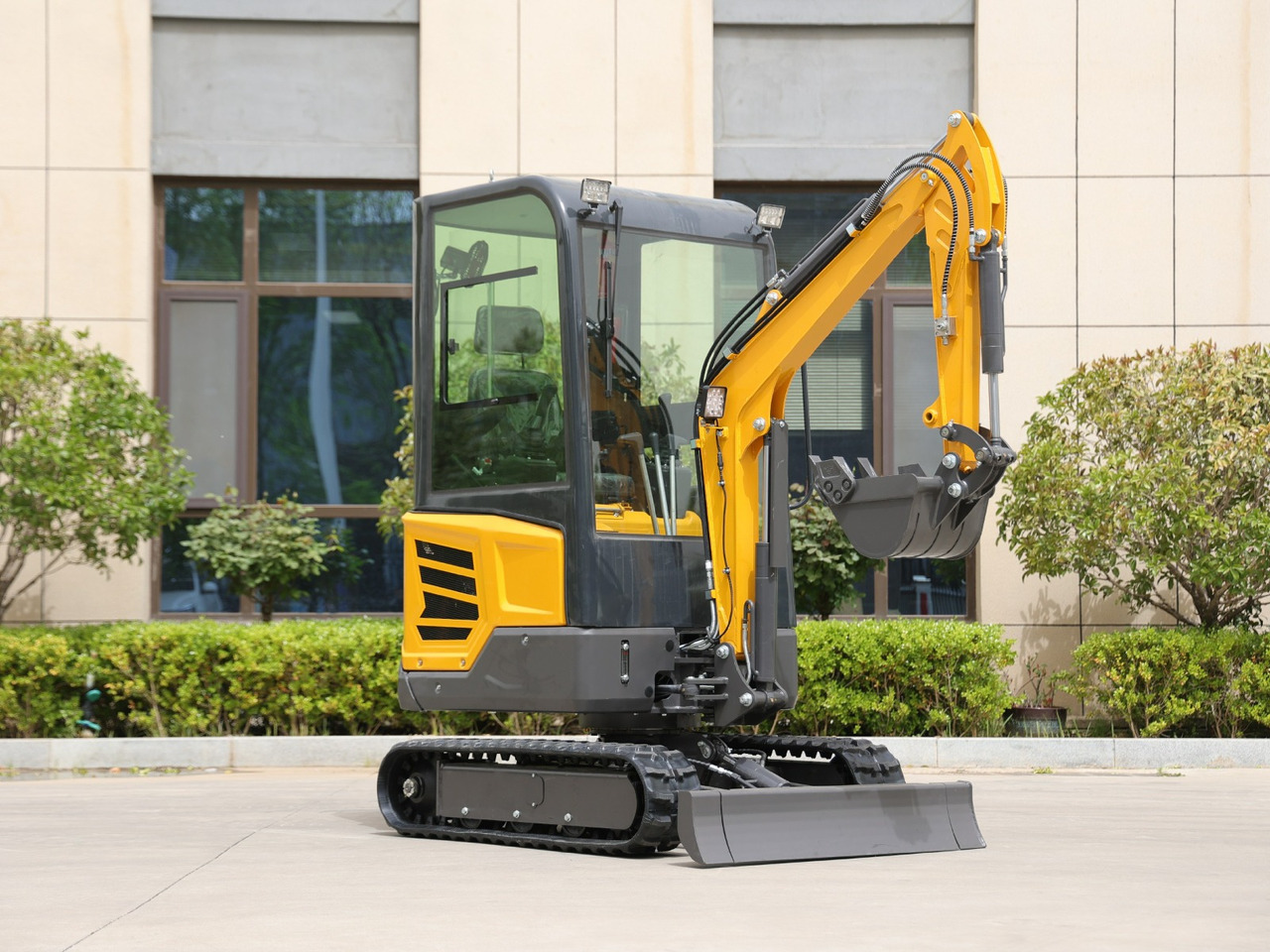 Müller Machinery Diesel Mini excavator 1.8 Ton - Müller Machinery MB 18 - KSH Laidong KB385B Motor - 미니 굴삭기 : 사진 3 Müller Machinery Diesel Mini excavator 1.8 Ton - Müller Machinery MB 18 - KSH Laidong KB385B Motor - 미니 굴삭기 : 사진 3