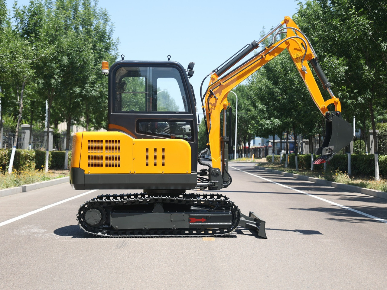 Müller Machinery Diesel Mini excavator 4 ton - Müller Machinery MB 40 - KSH Xinchai 4D32 Motor - 미니 굴삭기 : 사진 2 Müller Machinery Diesel Mini excavator 4 ton - Müller Machinery MB 40 - KSH Xinchai 4D32 Motor - 미니 굴삭기 : 사진 2