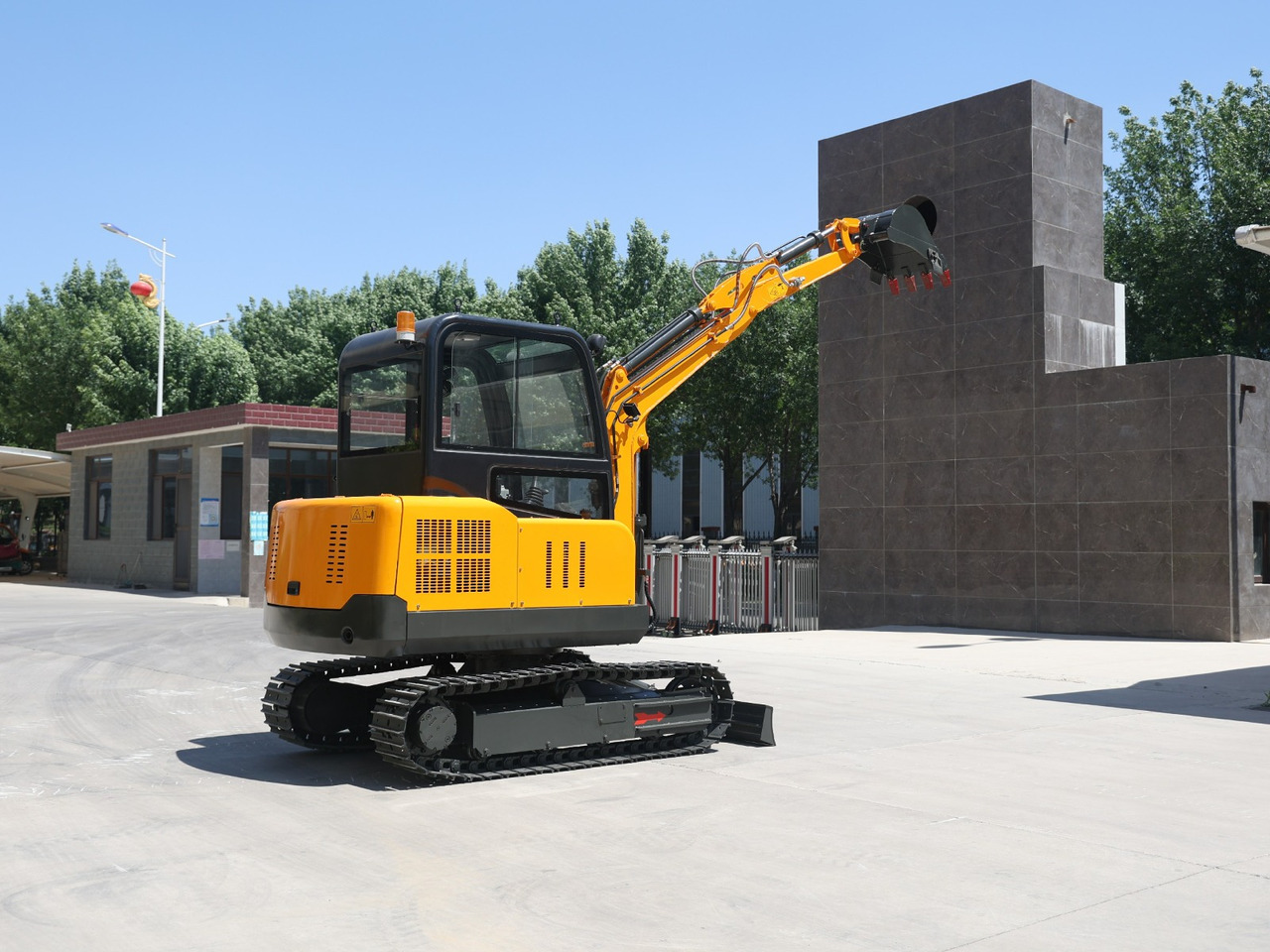 Müller Machinery Diesel Mini excavator 4 ton - Müller Machinery MB 40 - KSH Xinchai 4D32 Motor - 미니 굴삭기 : 사진 4 Müller Machinery Diesel Mini excavator 4 ton - Müller Machinery MB 40 - KSH Xinchai 4D32 Motor - 미니 굴삭기 : 사진 4