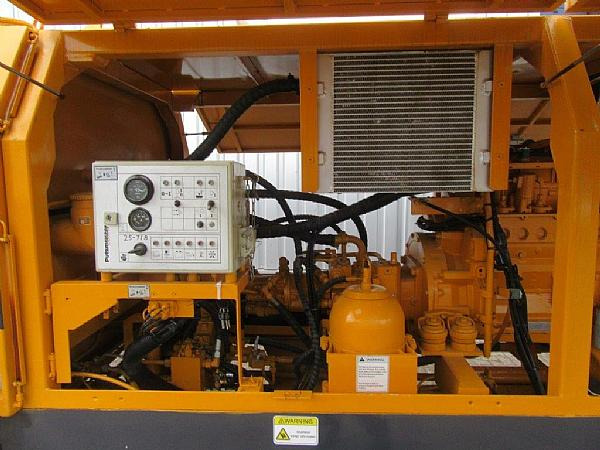 2014 PUTZMEISTER BSA 21 09 H - D - 고정식 콘크리트 펌프 : 사진 5 2014 PUTZMEISTER BSA 21 09 H - D - 고정식 콘크리트 펌프 : 사진 5