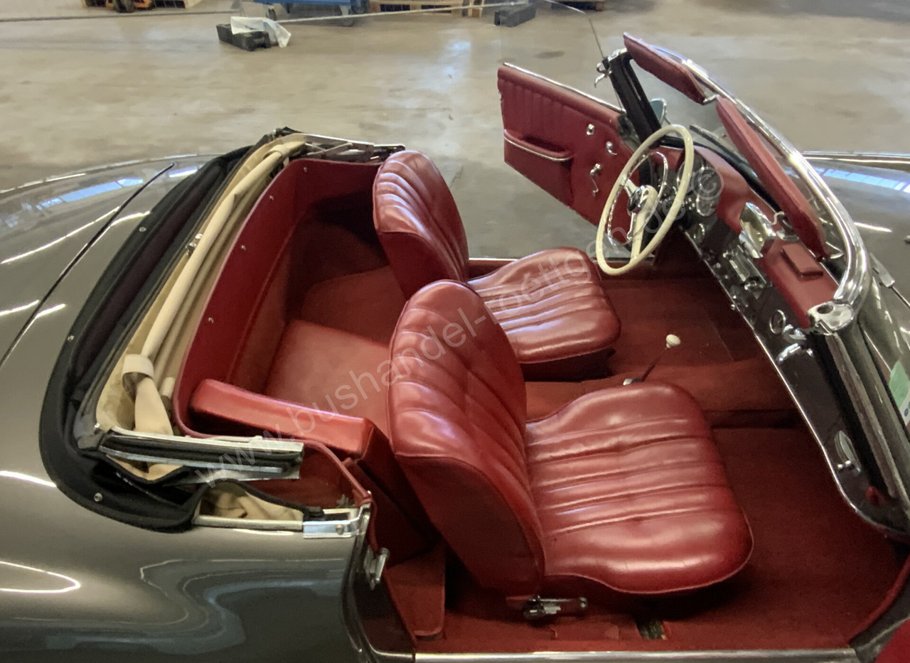 컨버터블 Mercedes-Benz 190 SL : 사진 12 컨버터블 Mercedes-Benz 190 SL : 사진 12