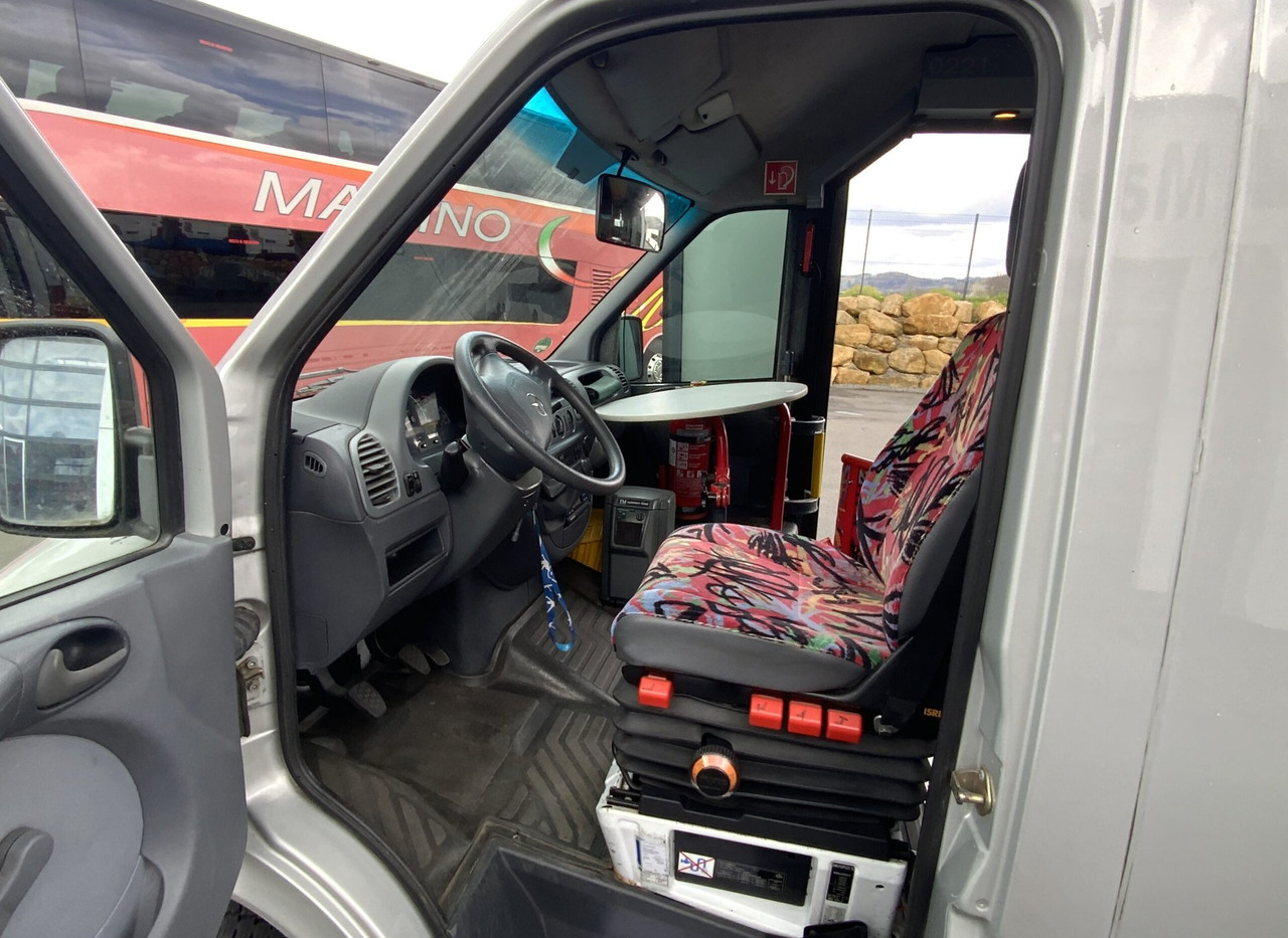 소형 버스, 승합차 Mercedes-Benz 414 Sprinter : 사진 16