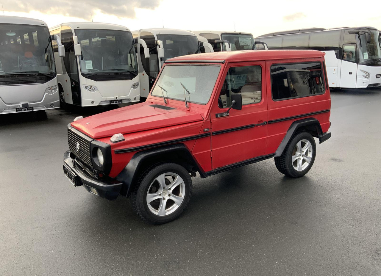Mercedes-Benz G 300 - 차량 : 사진 2 Mercedes-Benz G 300 - 차량 : 사진 2