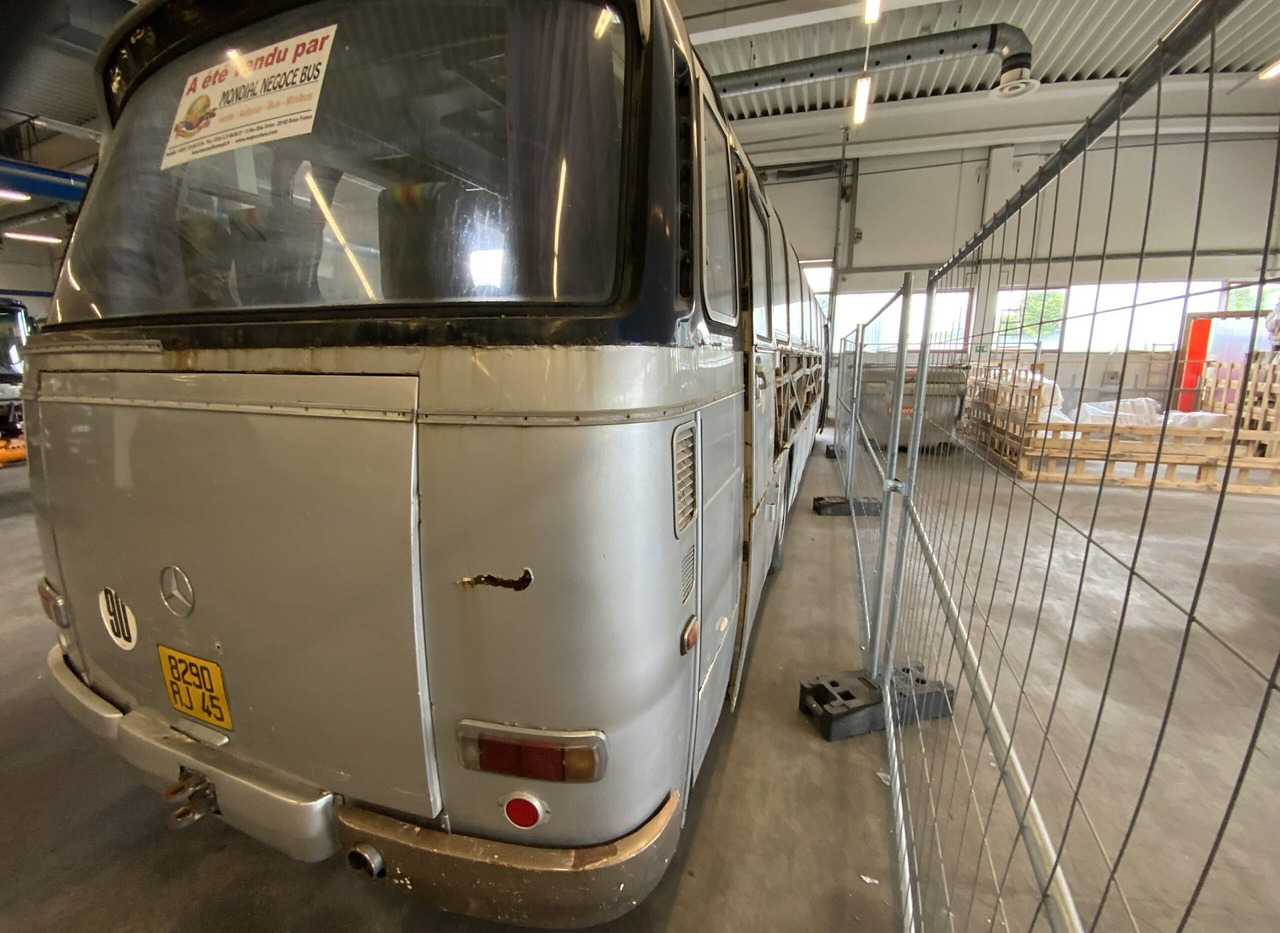 Mercedes-Benz O 302 - 버스 : 사진 4 Mercedes-Benz O 302 - 버스 : 사진 4