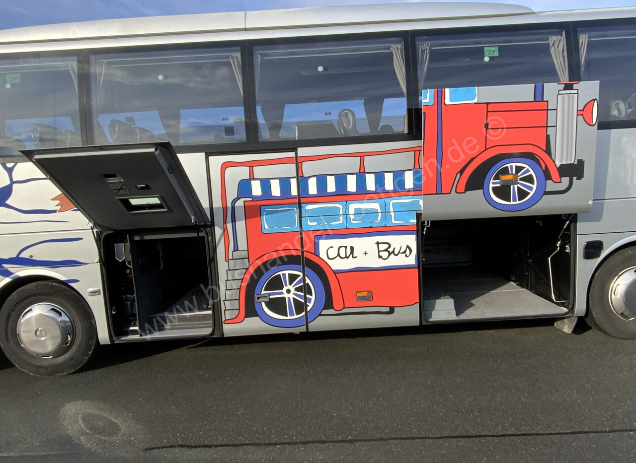 Mercedes-Benz Tourismo 16 RHD - 대형 버스 : 사진 5 Mercedes-Benz Tourismo 16 RHD - 대형 버스 : 사진 5