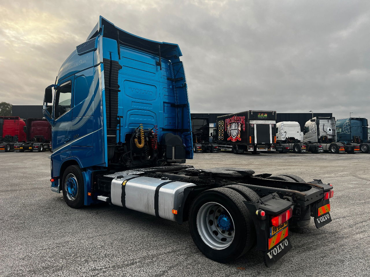 Volvo FH 460 Globe, Lowdeck, Mega - 트랙터 유닛 : 사진 4 Volvo FH 460 Globe, Lowdeck, Mega - 트랙터 유닛 : 사진 4