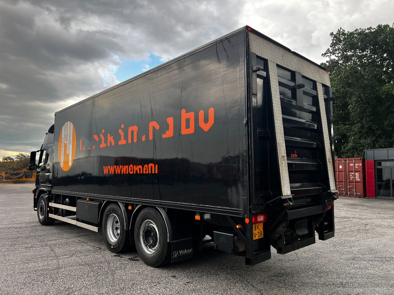Volvo FM 9.300 Globe 6x2, Euro 5 - 박스 트럭 : 사진 4 Volvo FM 9.300 Globe 6x2, Euro 5 - 박스 트럭 : 사진 4