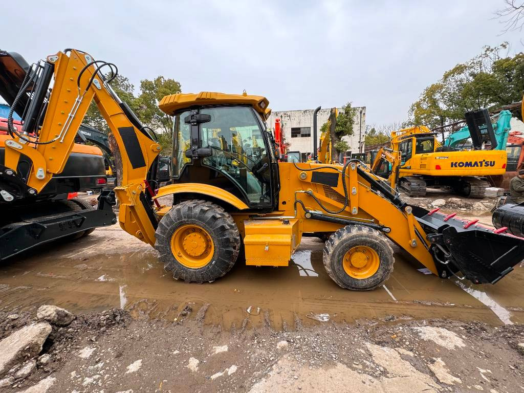 CAT 100% new CAT 420 F - 백호 로더 : 사진 5 CAT 100% new CAT 420 F - 백호 로더 : 사진 5