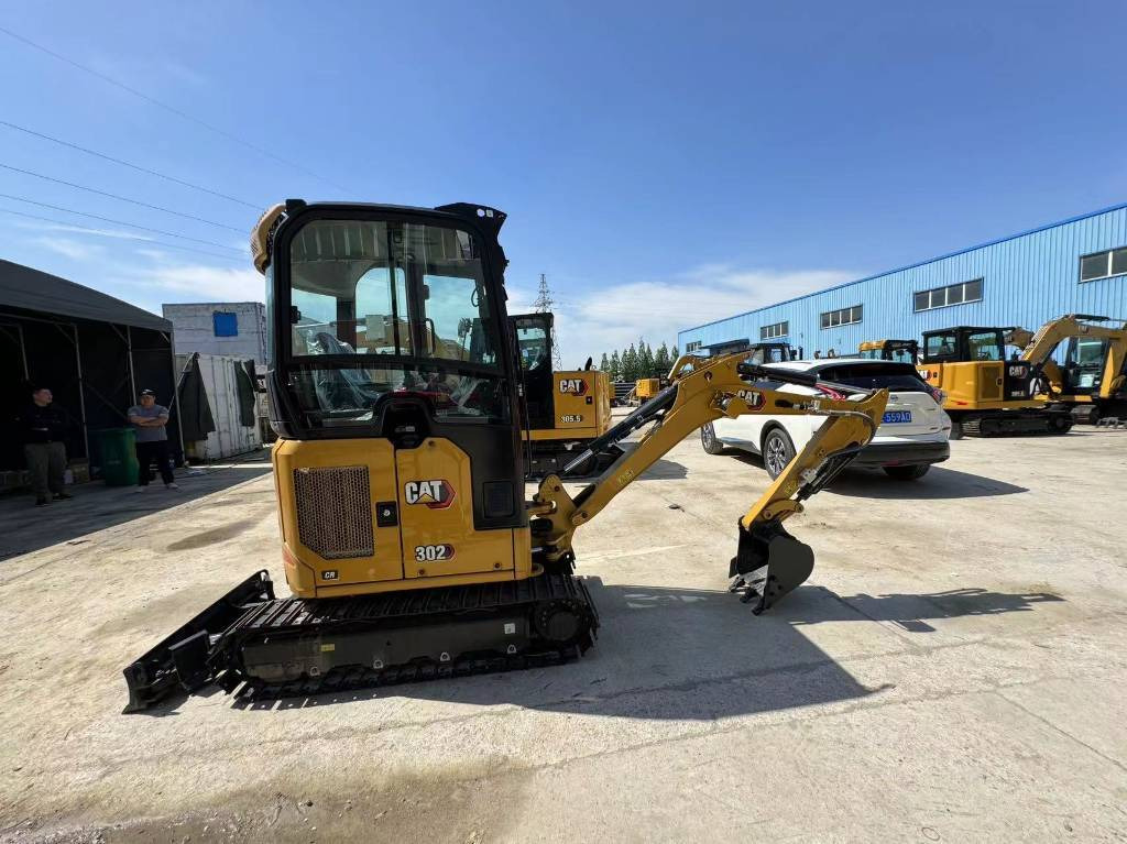 CAT 302 - 미니 굴삭기 : 사진 1 CAT 302 - 미니 굴삭기 : 사진 1