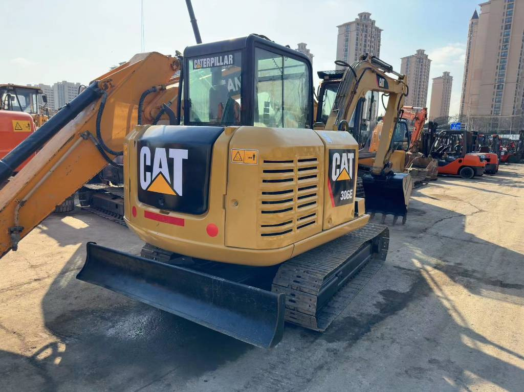 CAT 306E - 미니 굴삭기 : 사진 1 CAT 306E - 미니 굴삭기 : 사진 1