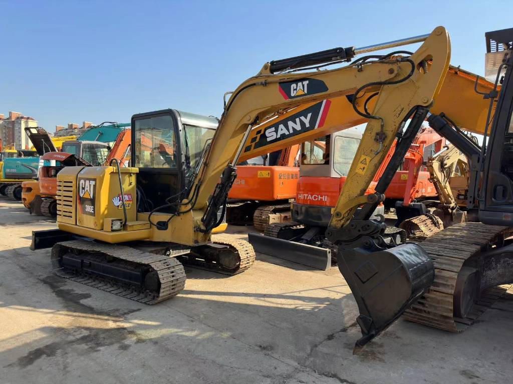 CAT 306E - 미니 굴삭기 : 사진 3 CAT 306E - 미니 굴삭기 : 사진 3
