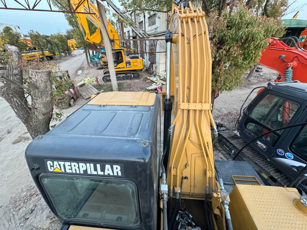 CAT 320 D Engine C7.1 - 크롤러 굴삭기 : 사진 2 CAT 320 D Engine C7.1 - 크롤러 굴삭기 : 사진 2