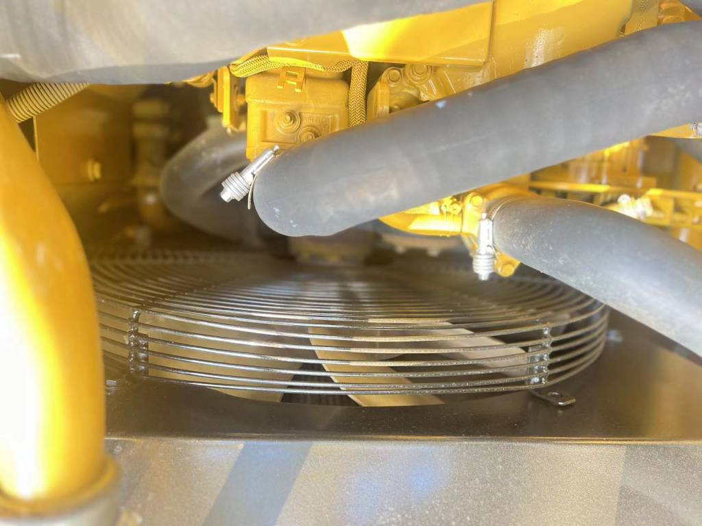 CAT 320 D L - 크롤러 굴삭기 : 사진 3 CAT 320 D L - 크롤러 굴삭기 : 사진 3