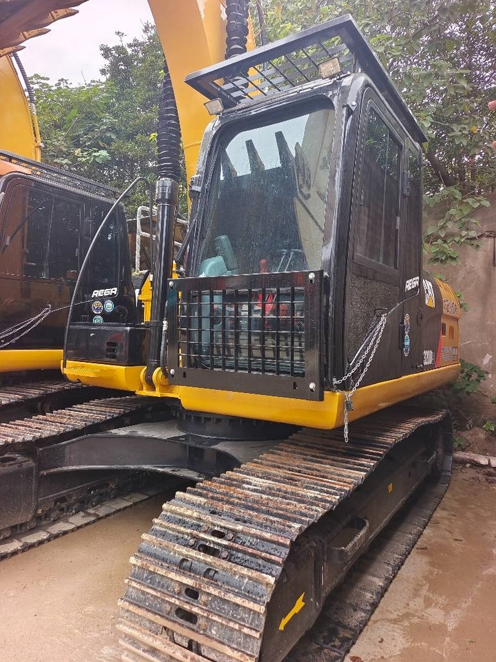 CAT 320 D - 크롤러 굴삭기 : 사진 4 CAT 320 D - 크롤러 굴삭기 : 사진 4