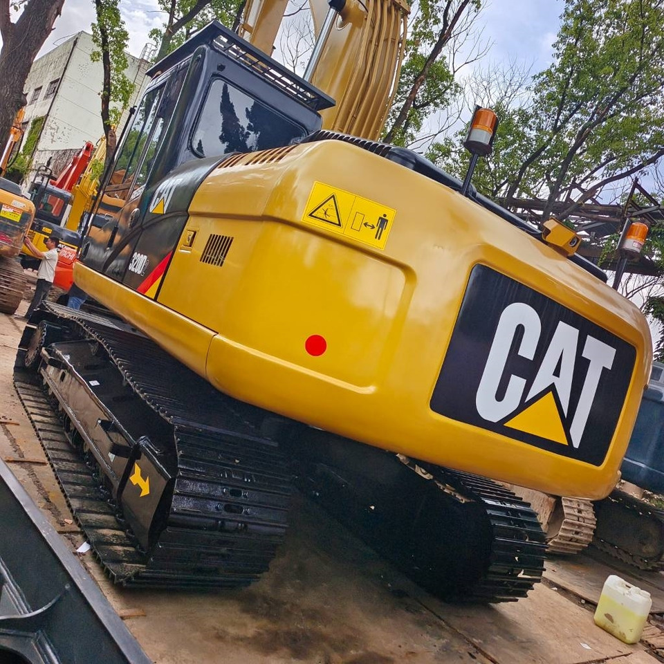 CAT 320D2 - 크롤러 굴삭기 : 사진 3 CAT 320D2 - 크롤러 굴삭기 : 사진 3