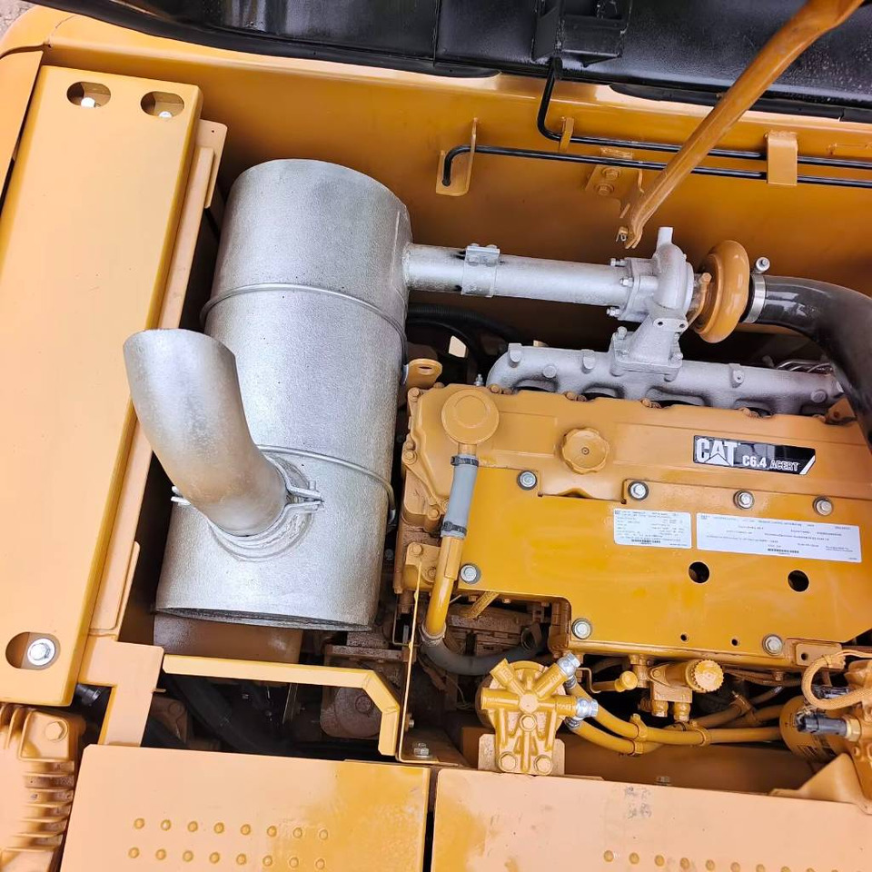 CAT 320D - 크롤러 굴삭기 : 사진 4 CAT 320D - 크롤러 굴삭기 : 사진 4