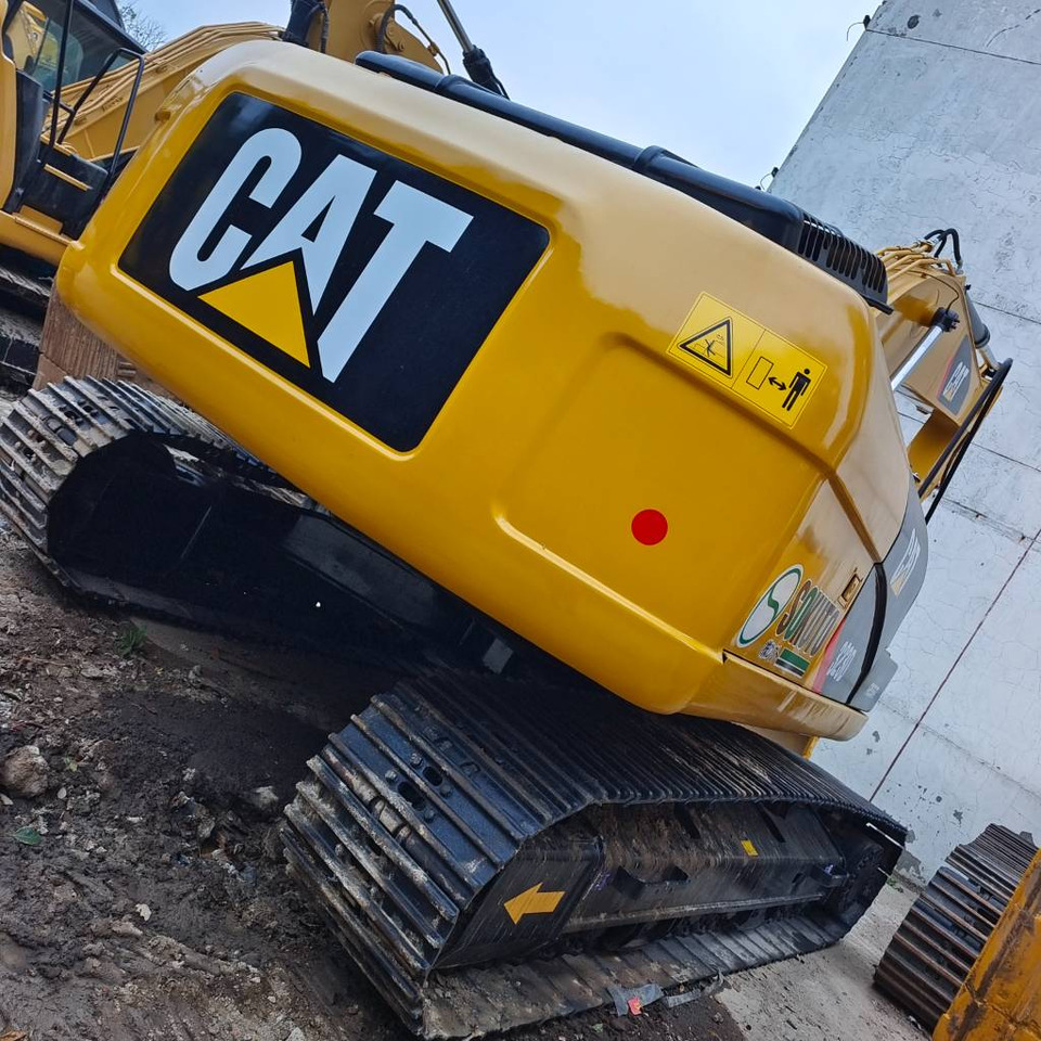 CAT 323 D - 크롤러 굴삭기 : 사진 4 CAT 323 D - 크롤러 굴삭기 : 사진 4