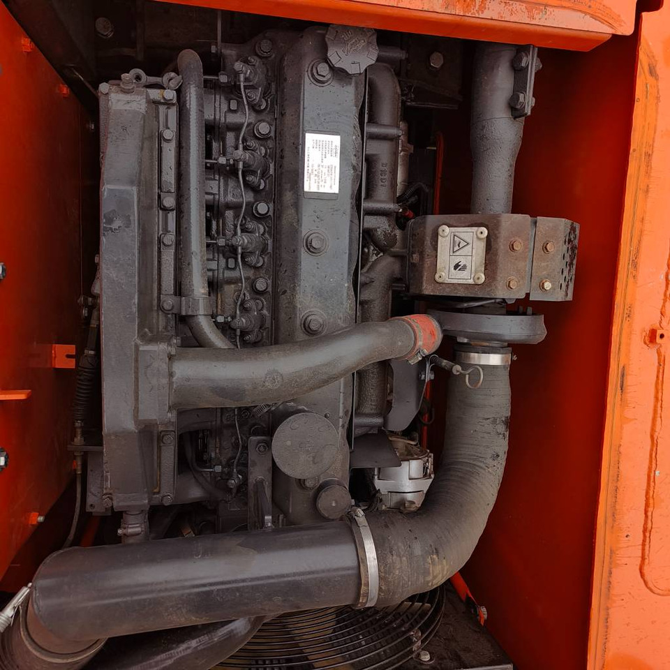 크롤러 굴삭기 Doosan DX 150 LC : 사진 7