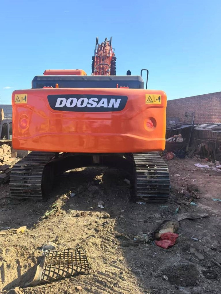 Doosan DX 225 LC-9C - 크롤러 굴삭기 : 사진 2 Doosan DX 225 LC-9C - 크롤러 굴삭기 : 사진 2