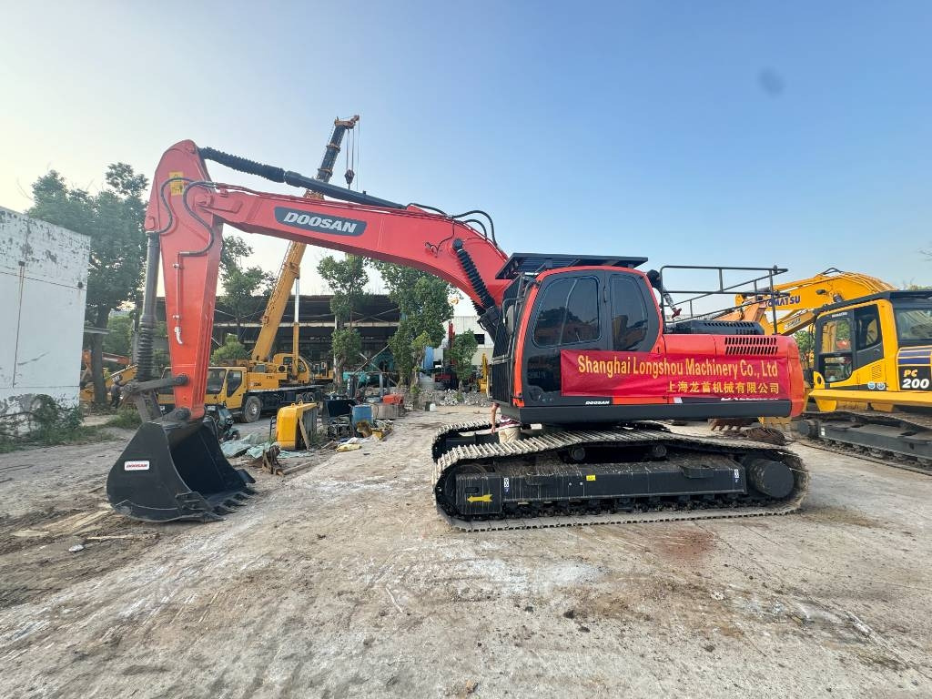 Doosan DX 225 LC - 크롤러 굴삭기 : 사진 1 Doosan DX 225 LC - 크롤러 굴삭기 : 사진 1