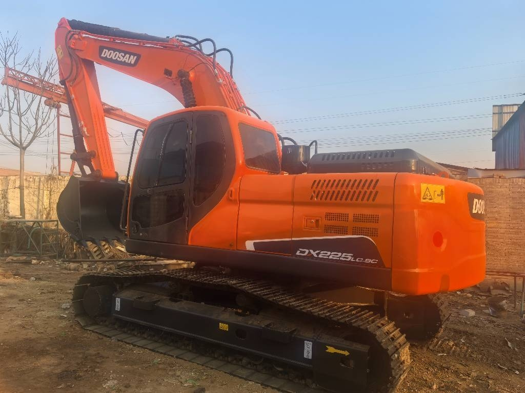 Doosan DX 225 LC - 크롤러 굴삭기 : 사진 1 Doosan DX 225 LC - 크롤러 굴삭기 : 사진 1