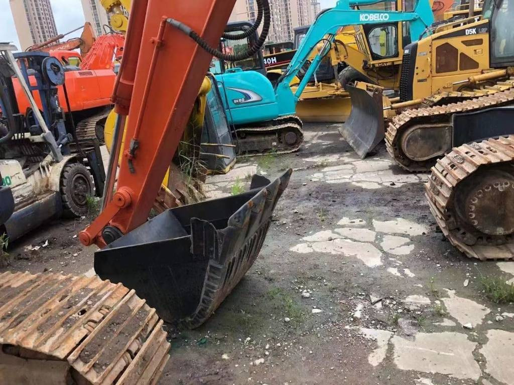 Hitachi EX 120-3 - 크롤러 굴삭기 : 사진 4 Hitachi EX 120-3 - 크롤러 굴삭기 : 사진 4