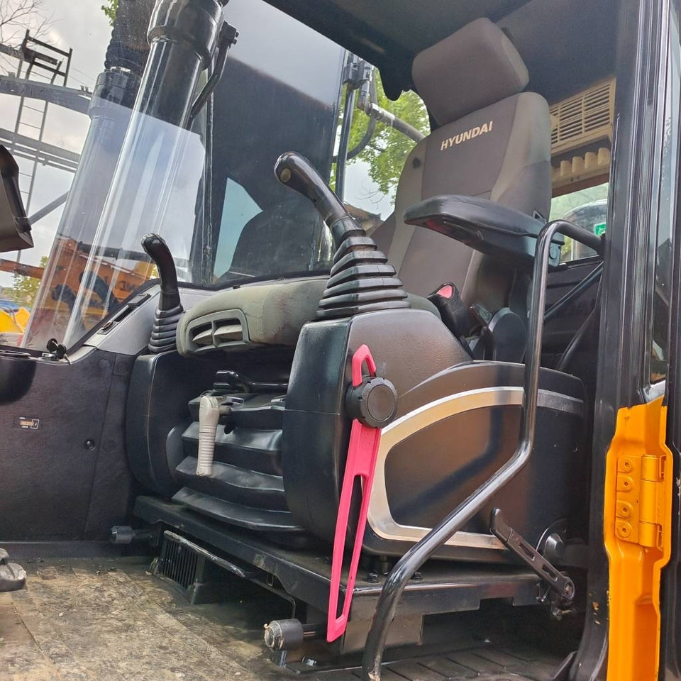 크롤러 굴삭기 Hyundai 220 LC-9S : 사진 35