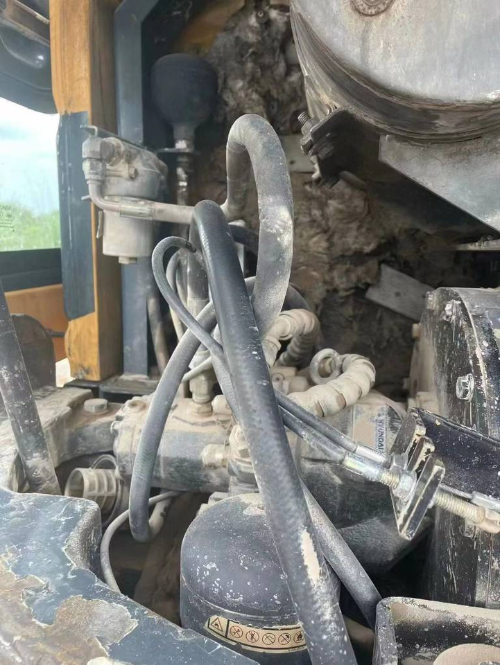 Hyundai 60W-9 - 휠 굴삭기 : 사진 4 Hyundai 60W-9 - 휠 굴삭기 : 사진 4