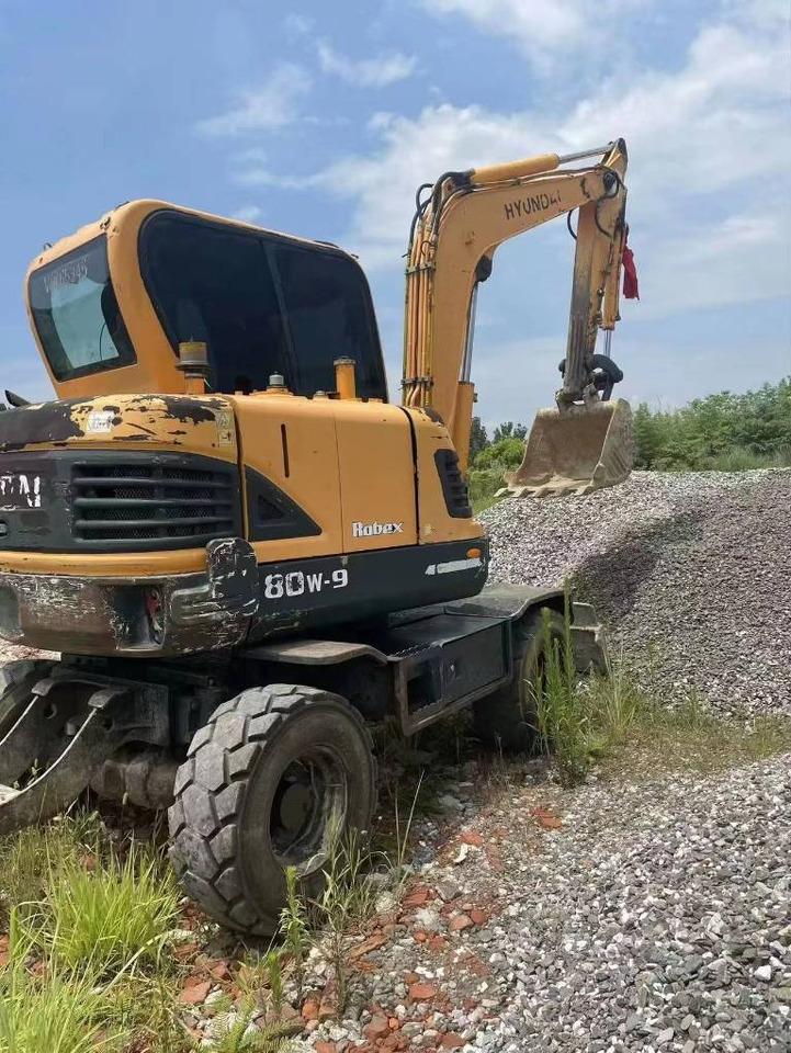 Hyundai 60W-9 - 휠 굴삭기 : 사진 1 Hyundai 60W-9 - 휠 굴삭기 : 사진 1