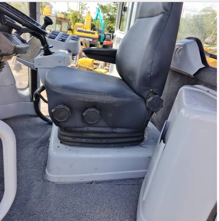 Kalmar DRF 450 - 리치 스태커 : 사진 5 Kalmar DRF 450 - 리치 스태커 : 사진 5