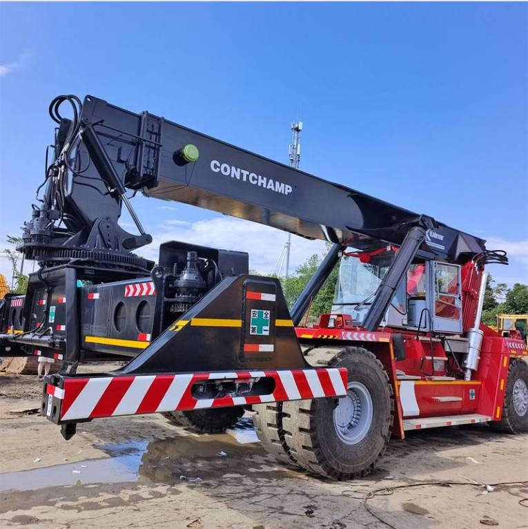 Kalmar DRF 450 - 리치 스태커 : 사진 1 Kalmar DRF 450 - 리치 스태커 : 사진 1