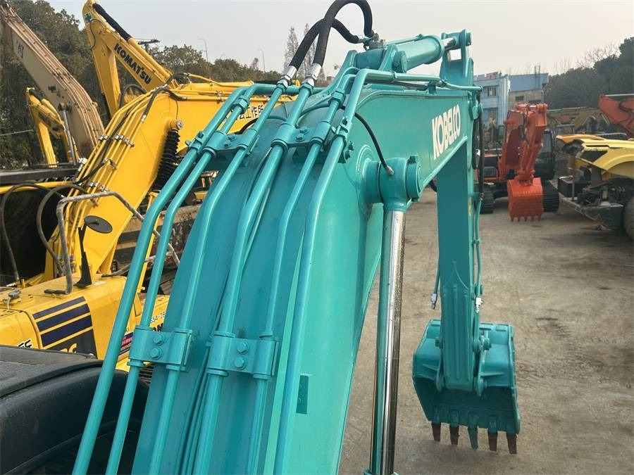 Kobelco SK 140 - 크롤러 굴삭기 : 사진 2 Kobelco SK 140 - 크롤러 굴삭기 : 사진 2
