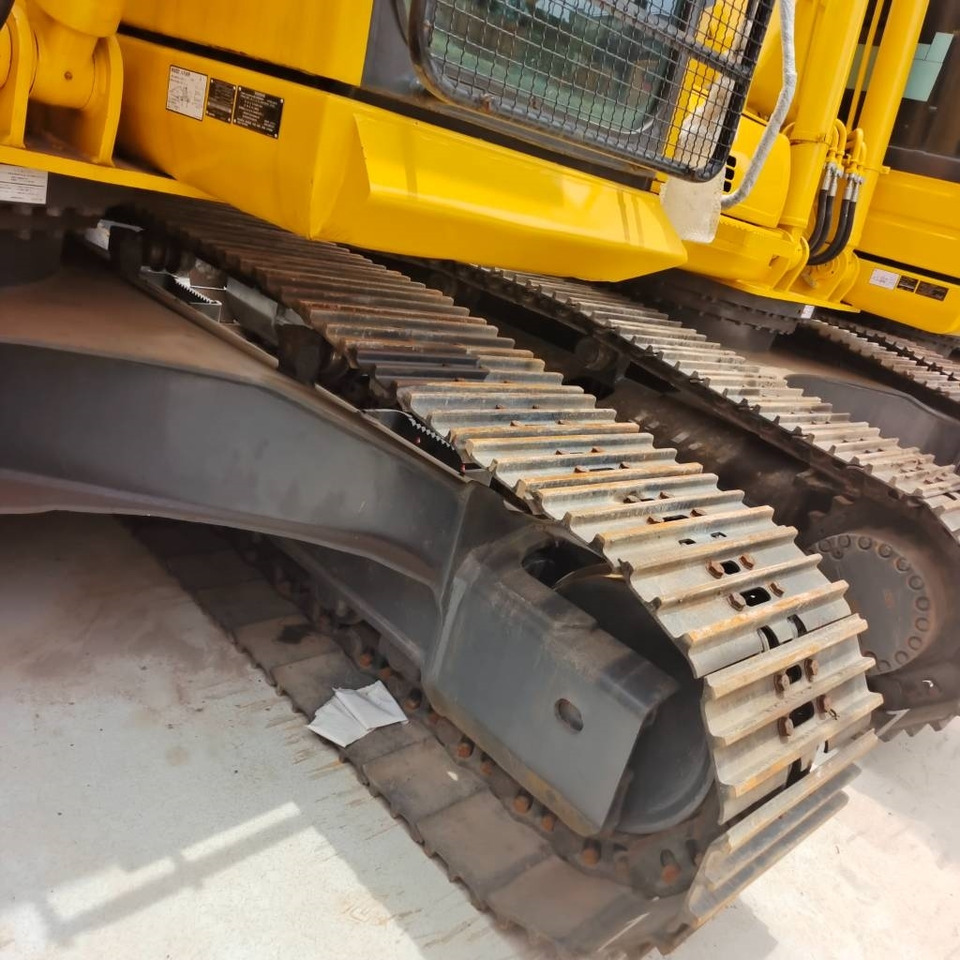 Komatsu 200 LC - 크롤러 굴삭기 : 사진 3 Komatsu 200 LC - 크롤러 굴삭기 : 사진 3