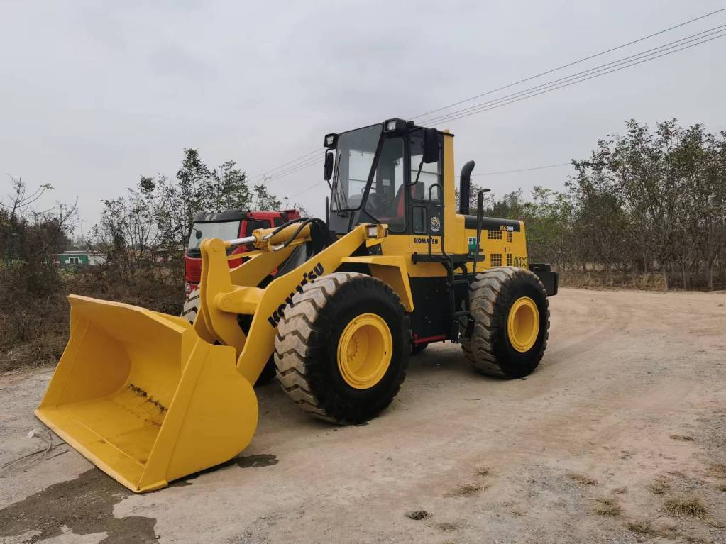 Komatsu WA 360-3 - 휠 로더 : 사진 5 Komatsu WA 360-3 - 휠 로더 : 사진 5