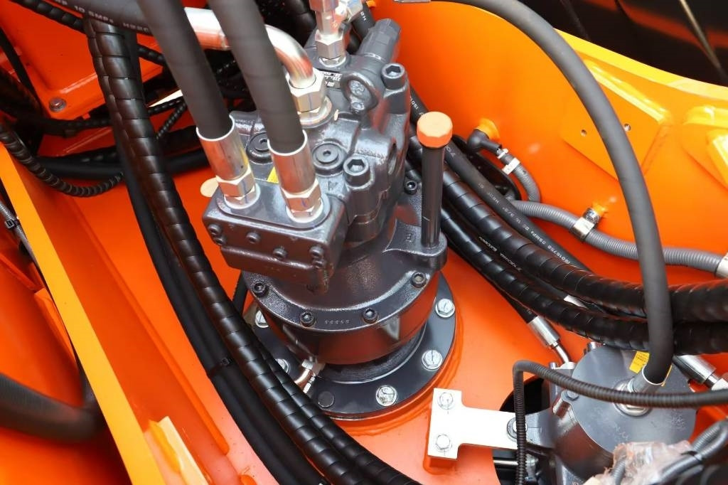 Lonking LG 6135 G4 100% new machine - 크롤러 굴삭기 : 사진 5 Lonking LG 6135 G4 100% new machine - 크롤러 굴삭기 : 사진 5